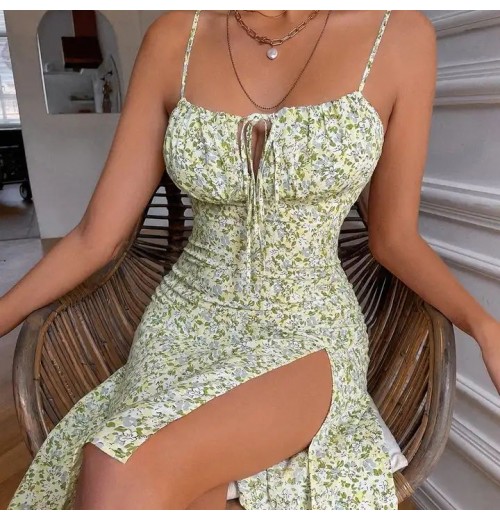 High-end Dress Bulk Clothes Fashion Spaghetti Strap Bow Tie Neck Gathered Bust Floral Mini Floral Tie Front Slit Hem Cami Dress High-end Dress Bulk Clothes Fashion Spaghetti Strap Bow Tie Neck Gathered Bust Floral Mini Floral Tie Front Slit Hem Cami Dress
